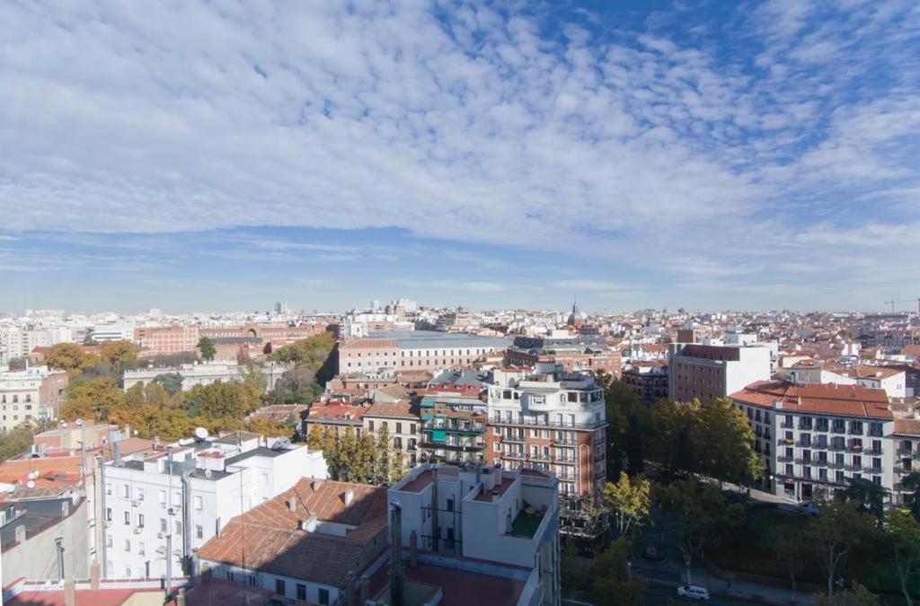 Plaza Espana & Gran Via Leilighet Madrid Eksteriør bilde